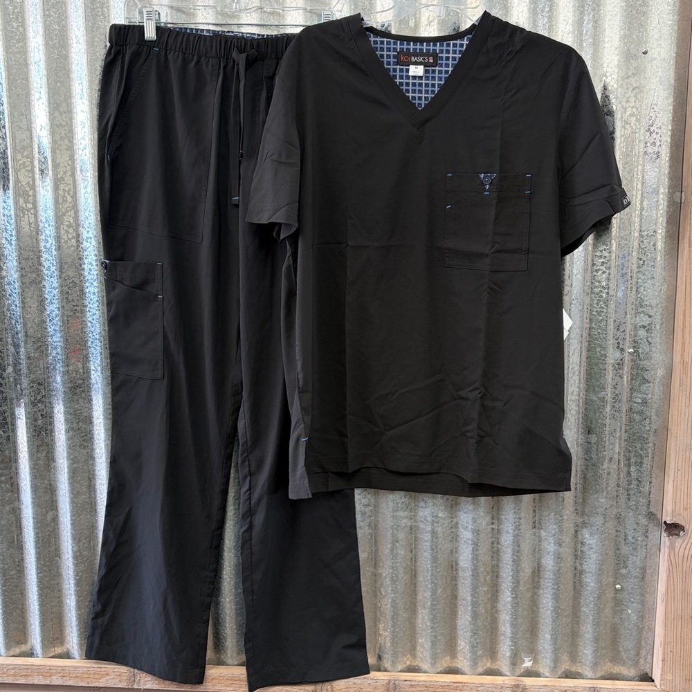 Koi Men’s Scrub Set-Black-Medium Top/Pant